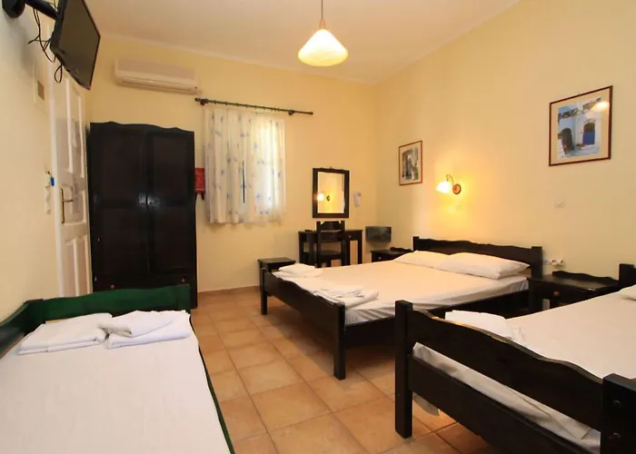 Phevos Περίσσα