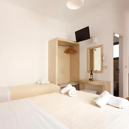 Phevos Apartahotel 4*