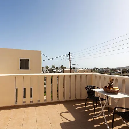 Phevos Aparthotel 3*