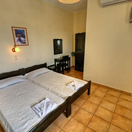 Aparthotel Phevos Perissa (Santorini)