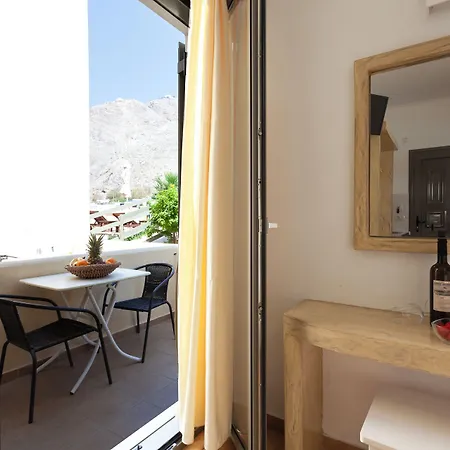 Phevos Aparthotel 4*