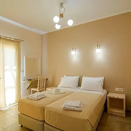 Phevos Perissa (Santorini)