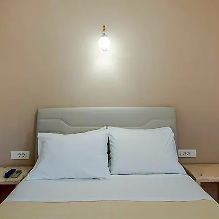 Phevos 4*