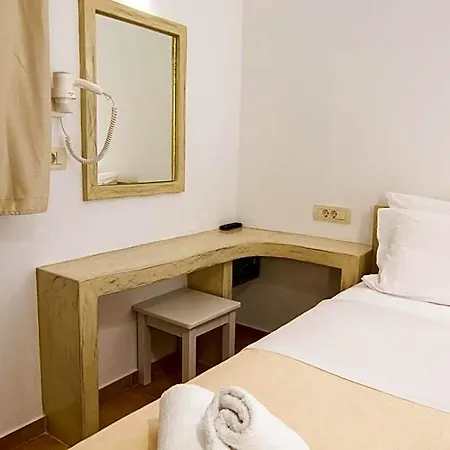 Phevos Aparthotel