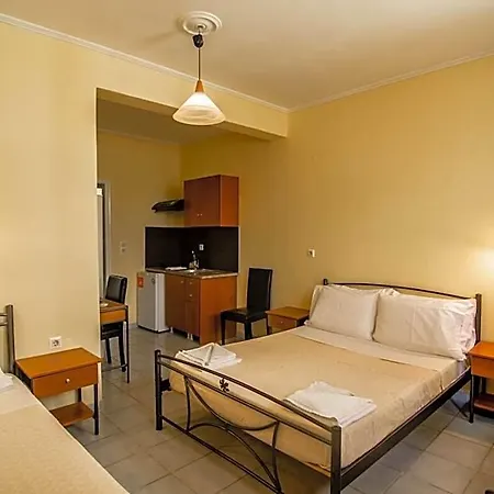 Aparthotel Phevos 4*