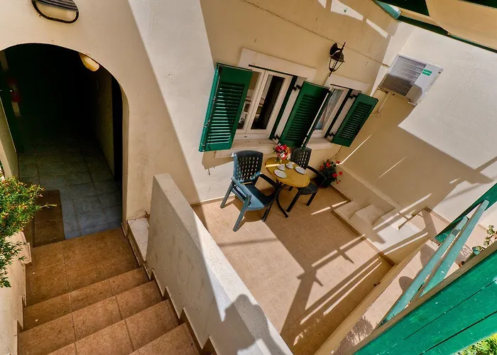 Phevos Appart hôtel Períssa