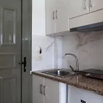 Phevos Aparthotel Perissa (Santorini)