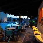 Aparthotel Phevos