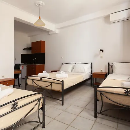 Phevos Hotel apartamentowy Perissa (Santorini)
