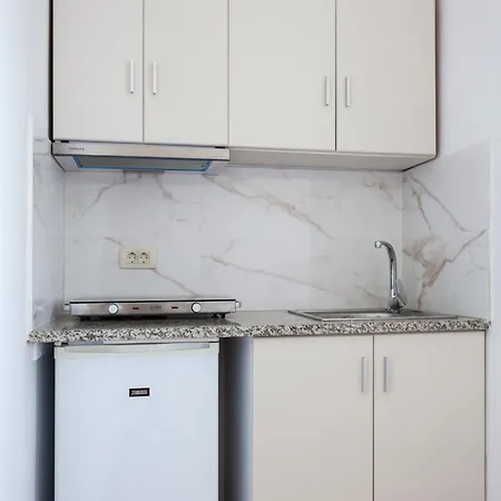 Phevos Lägenhetshotell