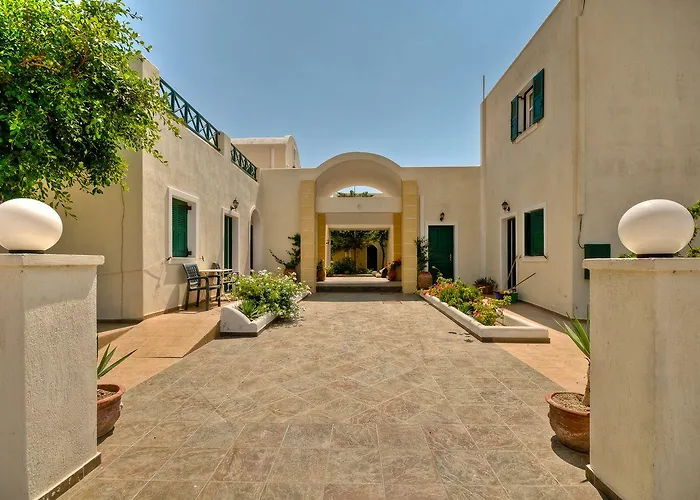 Phevos Aparthotel 4*