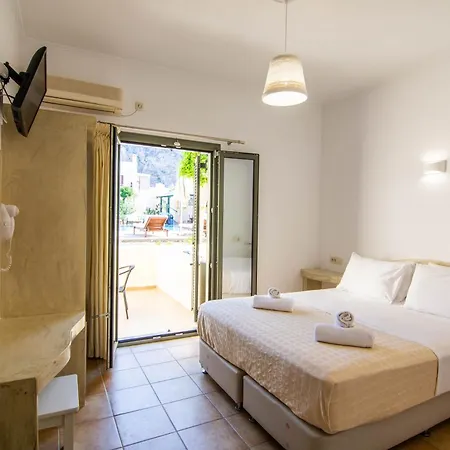 מלון דירות Phevos