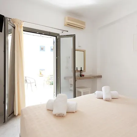 Phevos מלון דירות