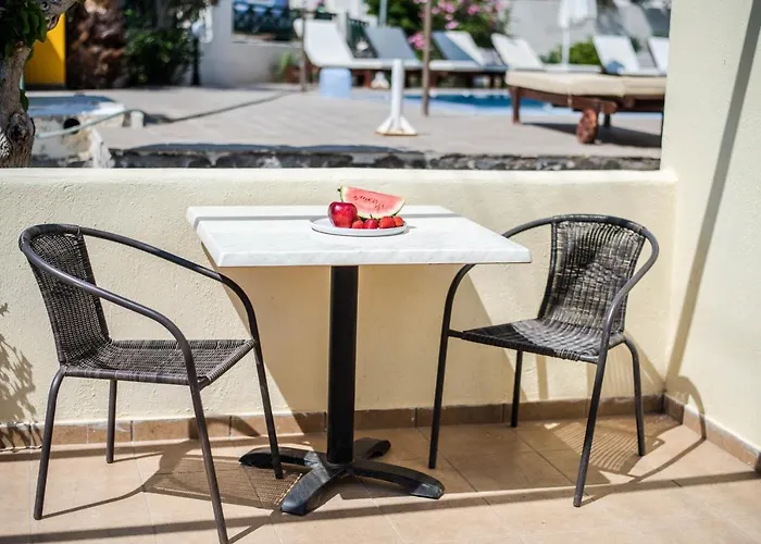 Phevos Perissa (Santorini)