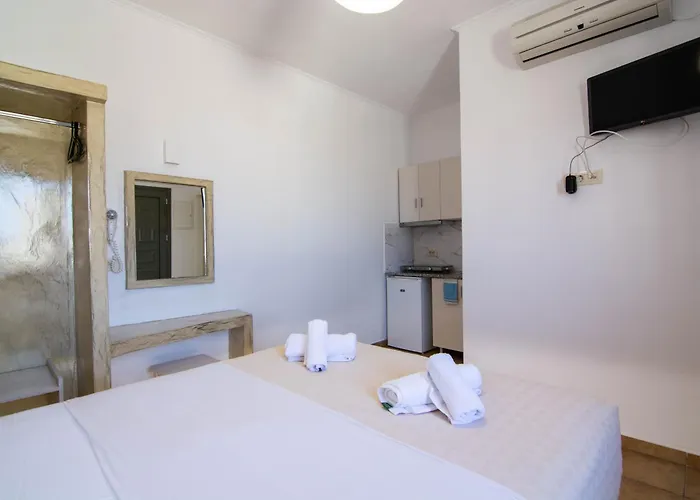 Phevos Hotel apartamentowy 4*